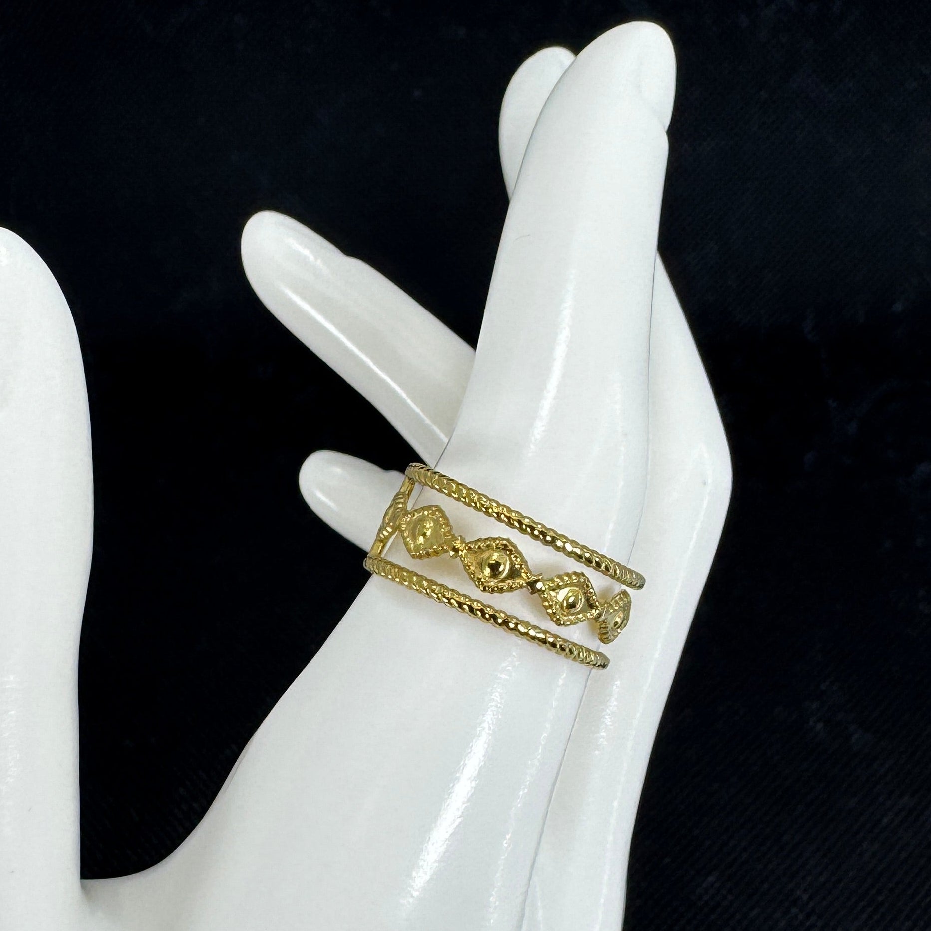 Golden Rope Eye Wrap Ring